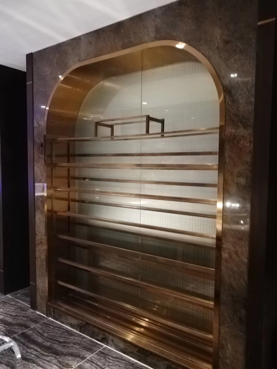 不锈钢柜子，不锈钢装饰